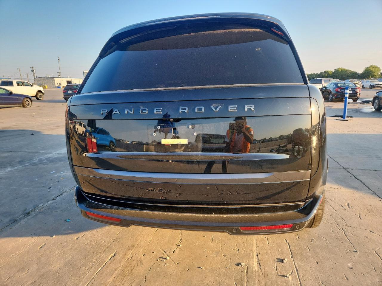 2025 Land Rover Range Rover Se VIN: SALKPBE95SA306284 Lot: 81585065