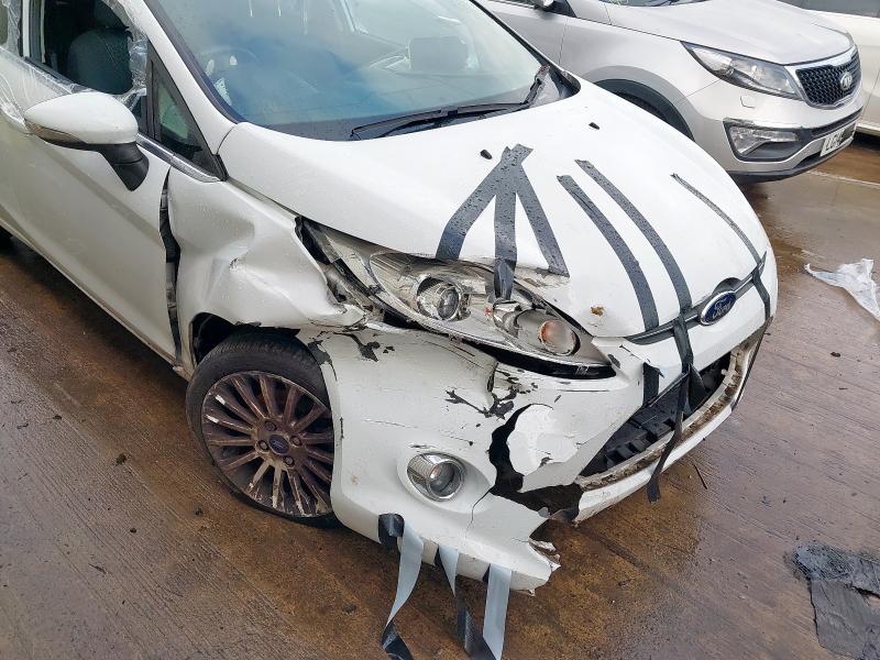 2012 FORD FIESTA TITANIUM 