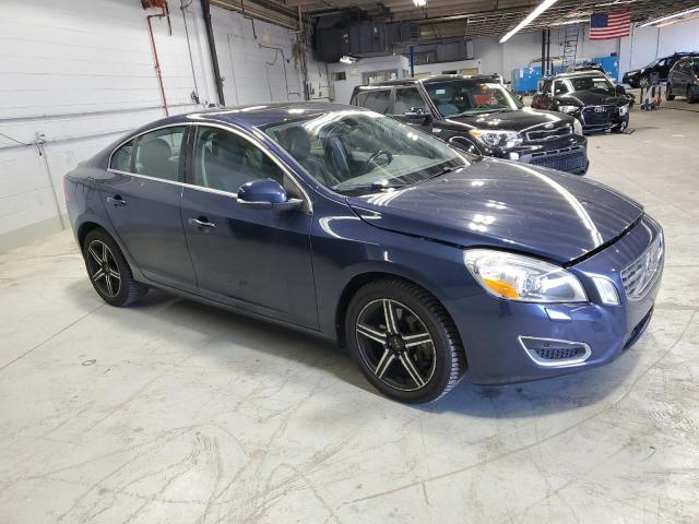 Sedans VOLVO S60 2013 Granatowy