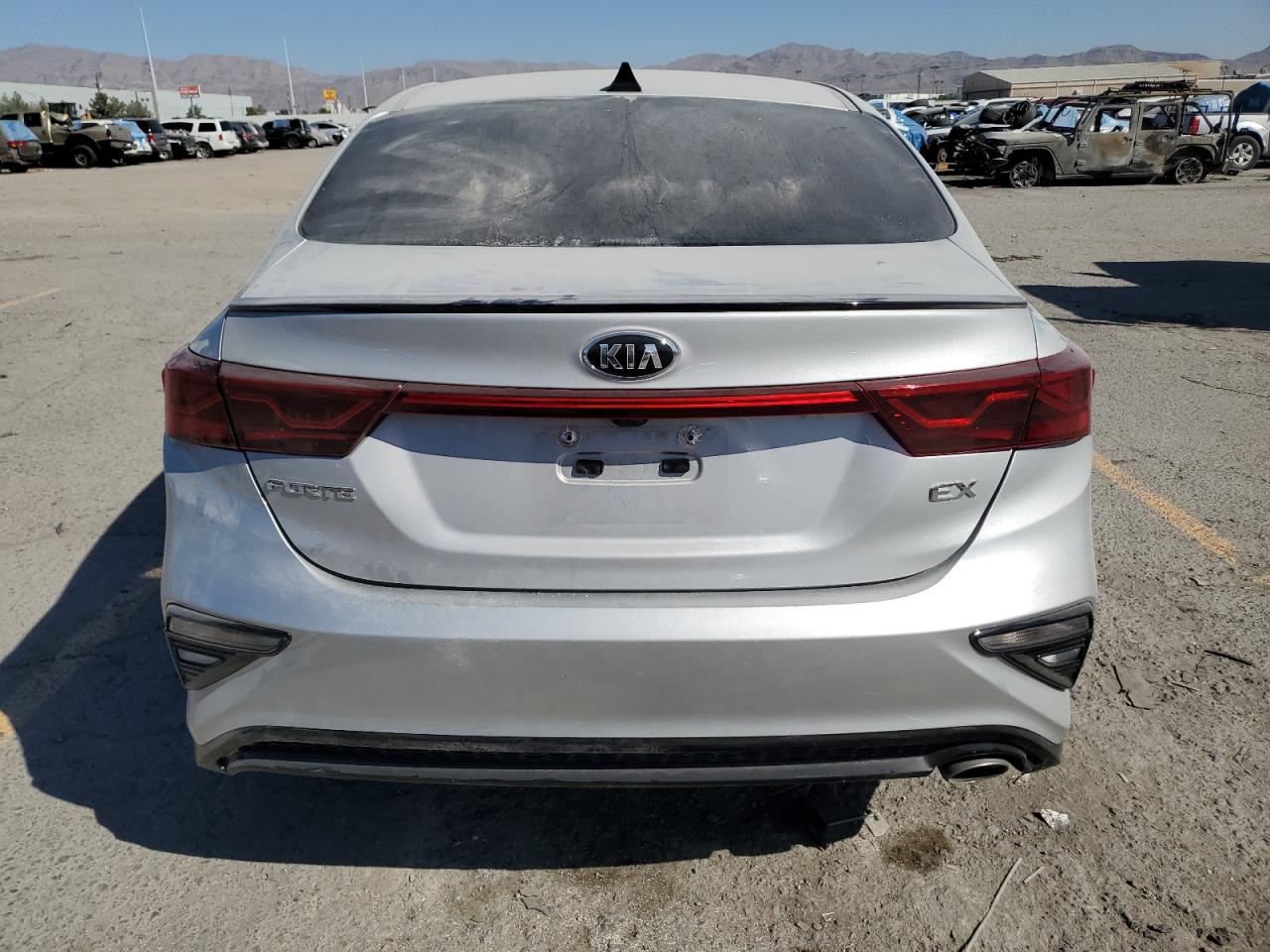 2020 Kia Forte Ex VIN: 3KPF54AD9LE208121 Lot: 81332705