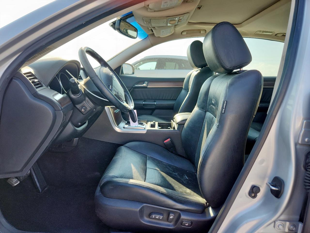 2010 Infiniti M35 Base VIN: JN1CY0AP1AM912084 Lot: 81139605