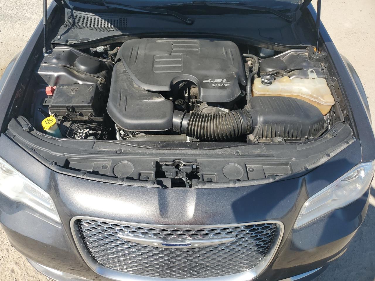 2018 Chrysler 300 Touring VIN: 2C3CCAAG8JH320609 Lot: 70909295