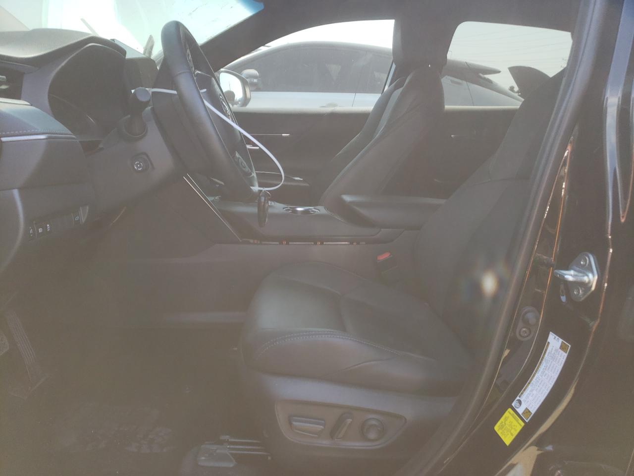 2024 Toyota Venza Le VIN: JTEAAAAH9RJ180240 Lot: 80218115