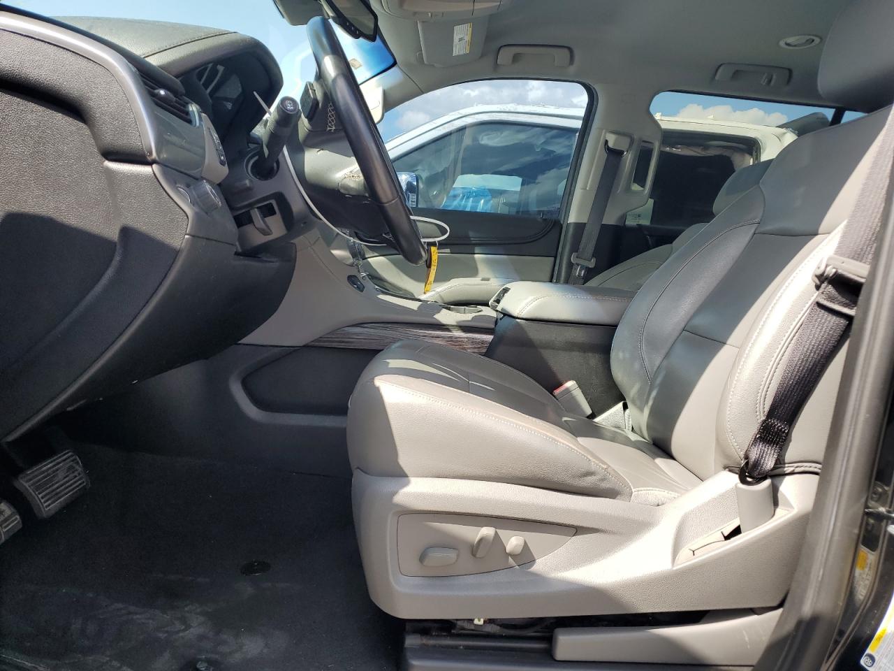 2020 Chevrolet Suburban C1500 Lt VIN: 1GNSCHKC7LR108466 Lot: 71897095