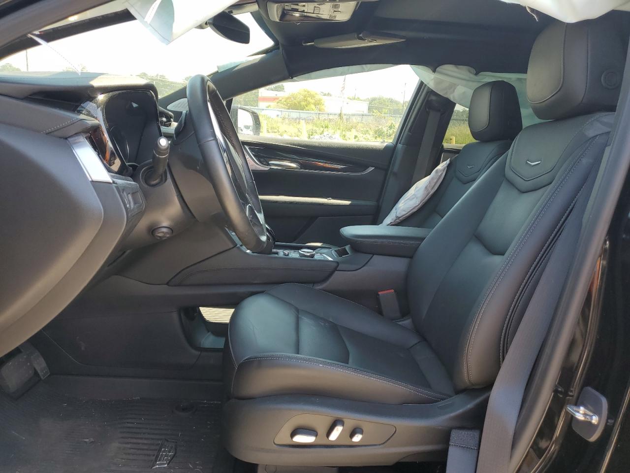 2024 Cadillac Xt5 Premium Luxury VIN: 1GYKNDRS0RZ702795 Lot: 80993105