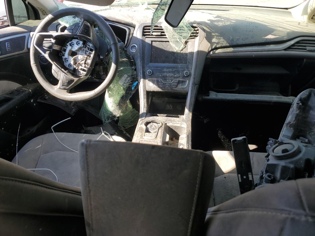 2020 Ford Fusion Se VIN: 3FA6P0HDXLR114207 Lot: 71450755