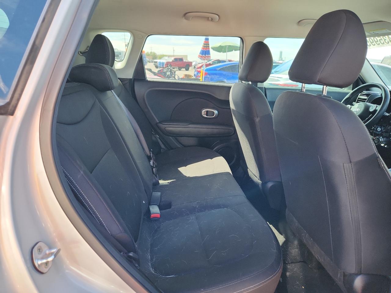 2016 Kia Soul VIN: KNDJN2A20G7871273 Lot: 81435995