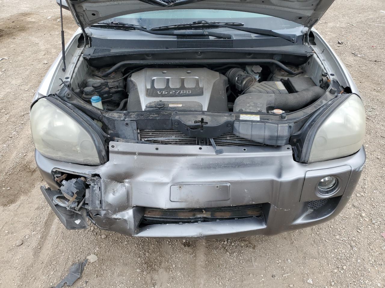 2005 Hyundai Tucson Gls VIN: KM8JN72D75U138967 Lot: 71745625