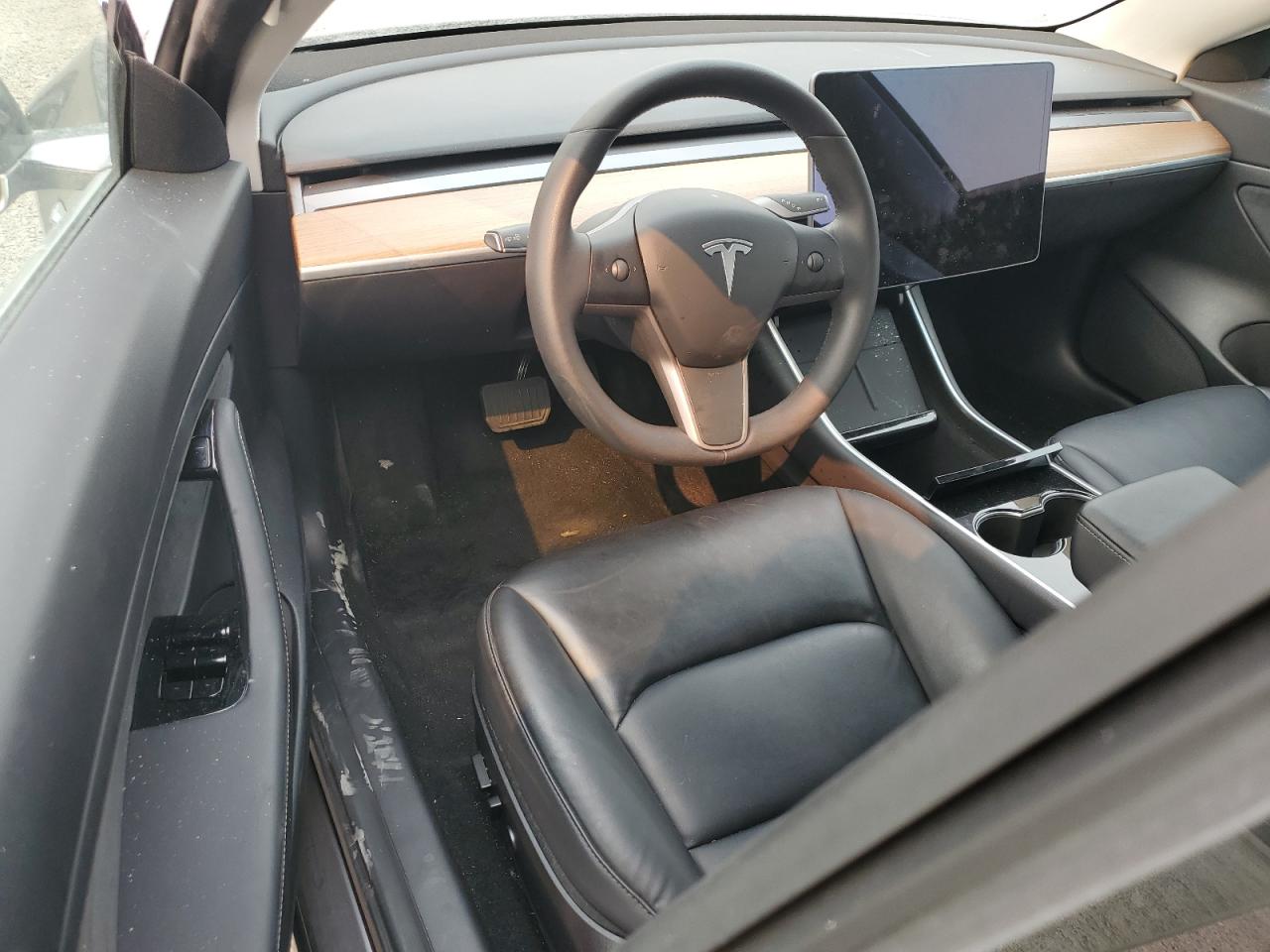 2020 Tesla Model 3 VIN: 5YJ3E1EA2LF611532 Lot: 70090325