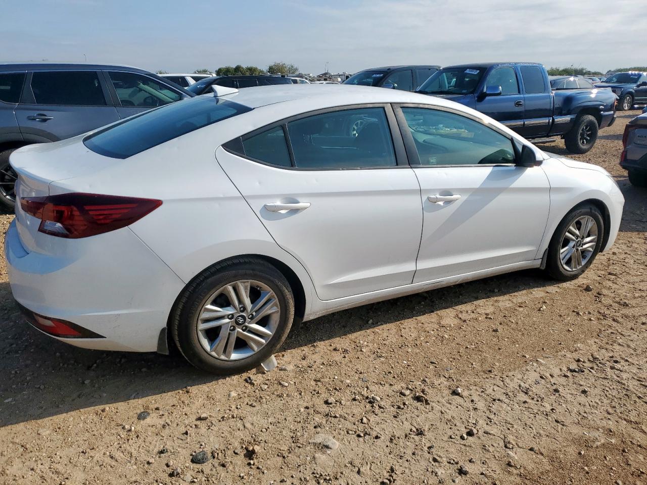 Elantra Elantra