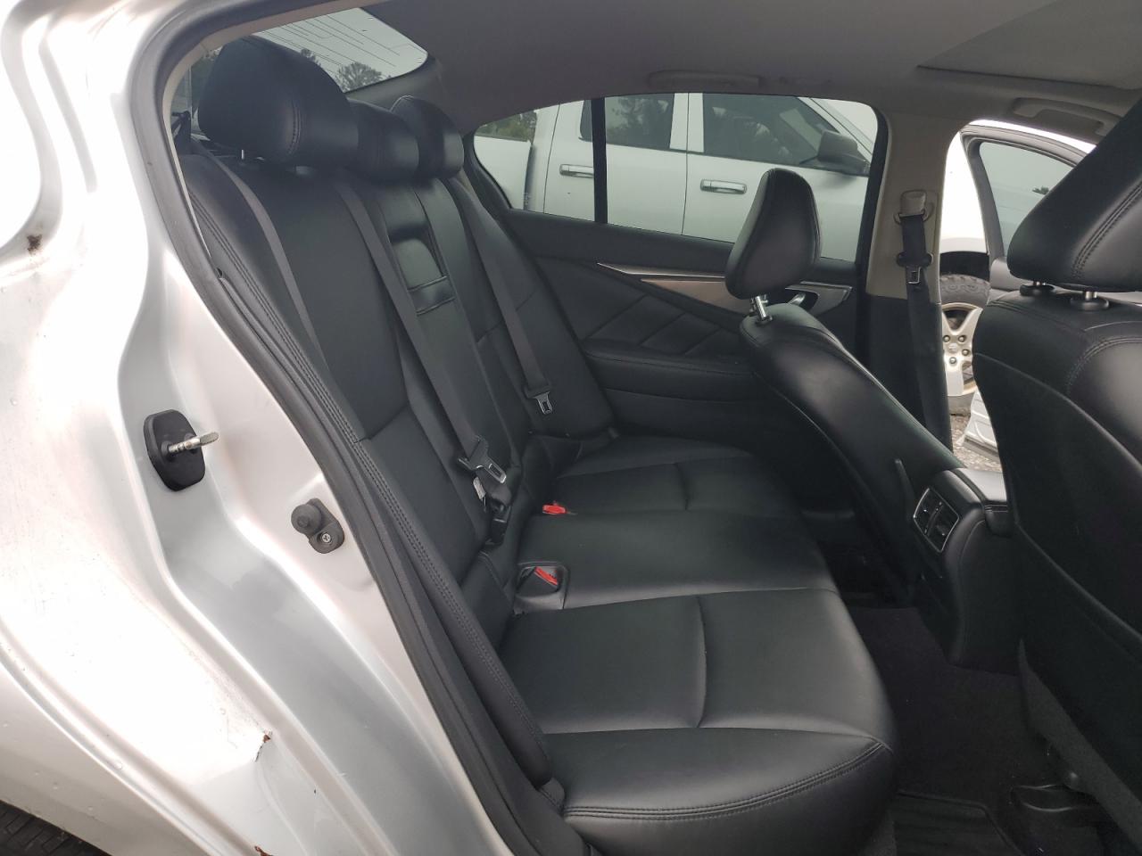 2017 Infiniti Q50 Premium VIN: JN1EV7AR6HM831796 Lot: 81255915