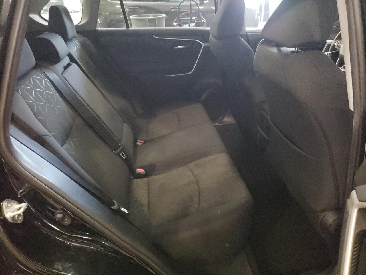 2021 Toyota Rav4 Xle VIN: 2T3P1RFV5MC225648 Lot: 70963895