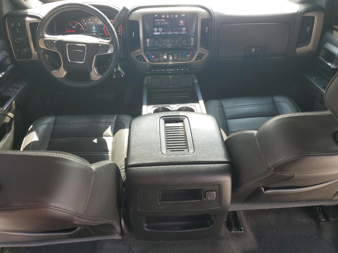 2016 GMC Sierra K2500 Denali VIN: 1GT12UE85GF193032 Lot: 81869495