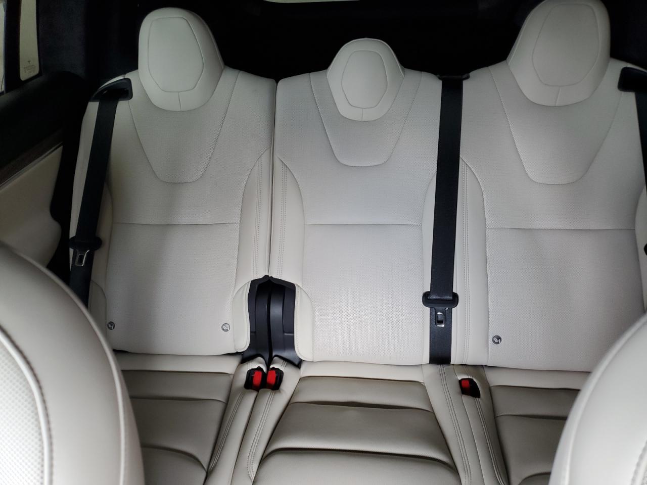 2025 Tesla Model X VIN: 7SAXCDE54SF469424 Lot: 71544155