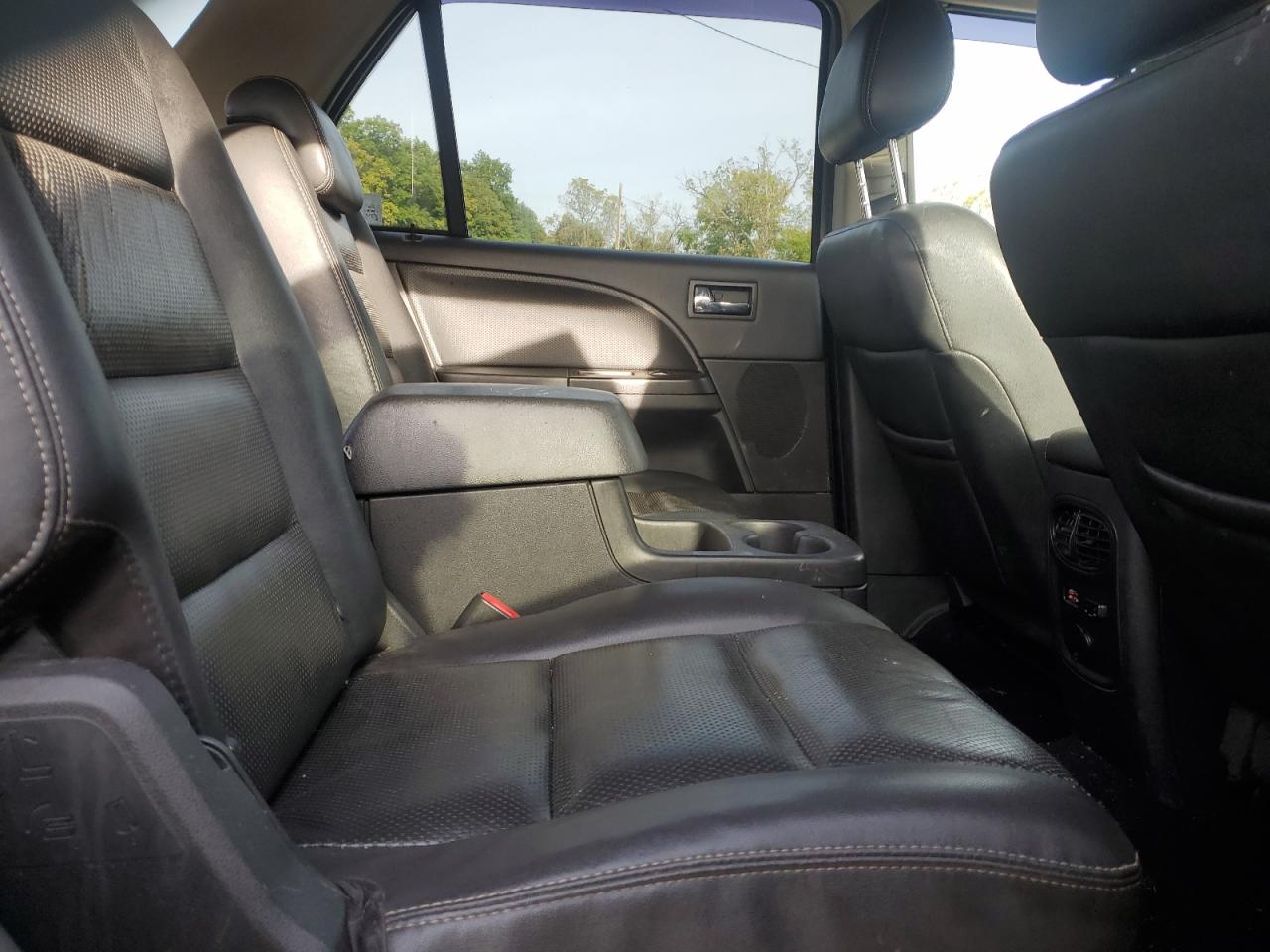 2008 Ford Taurus X Limited VIN: 1FMDK06W18GA18609 Lot: 84700785