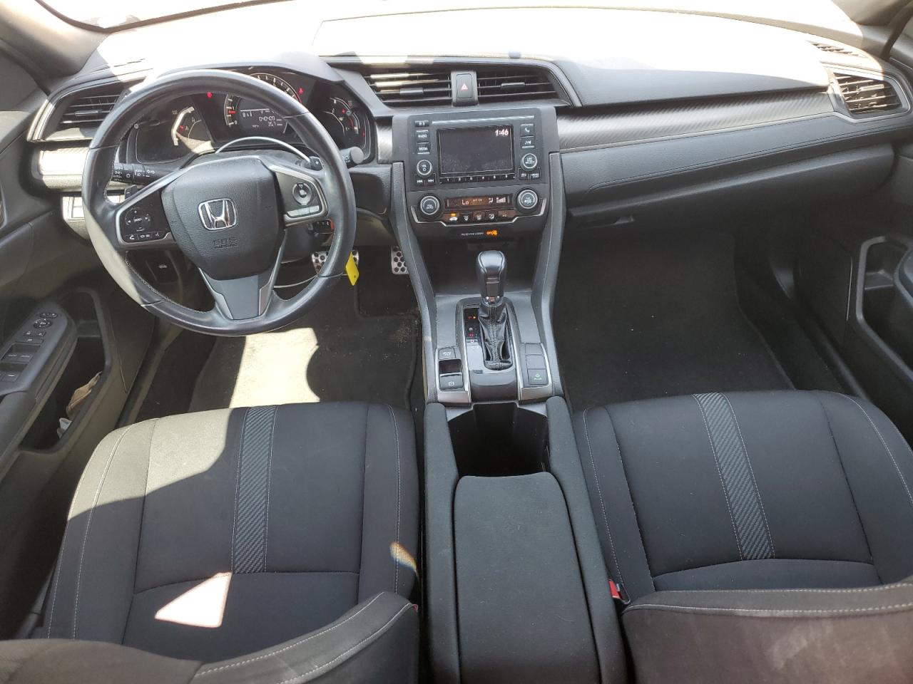 2018 Honda Civic Sport VIN: SHHFK7H42JU418694 Lot: 81012515