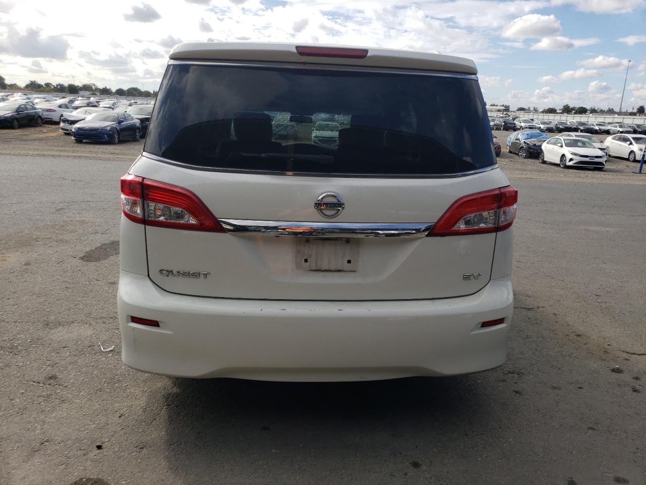 2015 Nissan Quest S VIN: JN8AE2KP1F9131538 Lot: 84800395