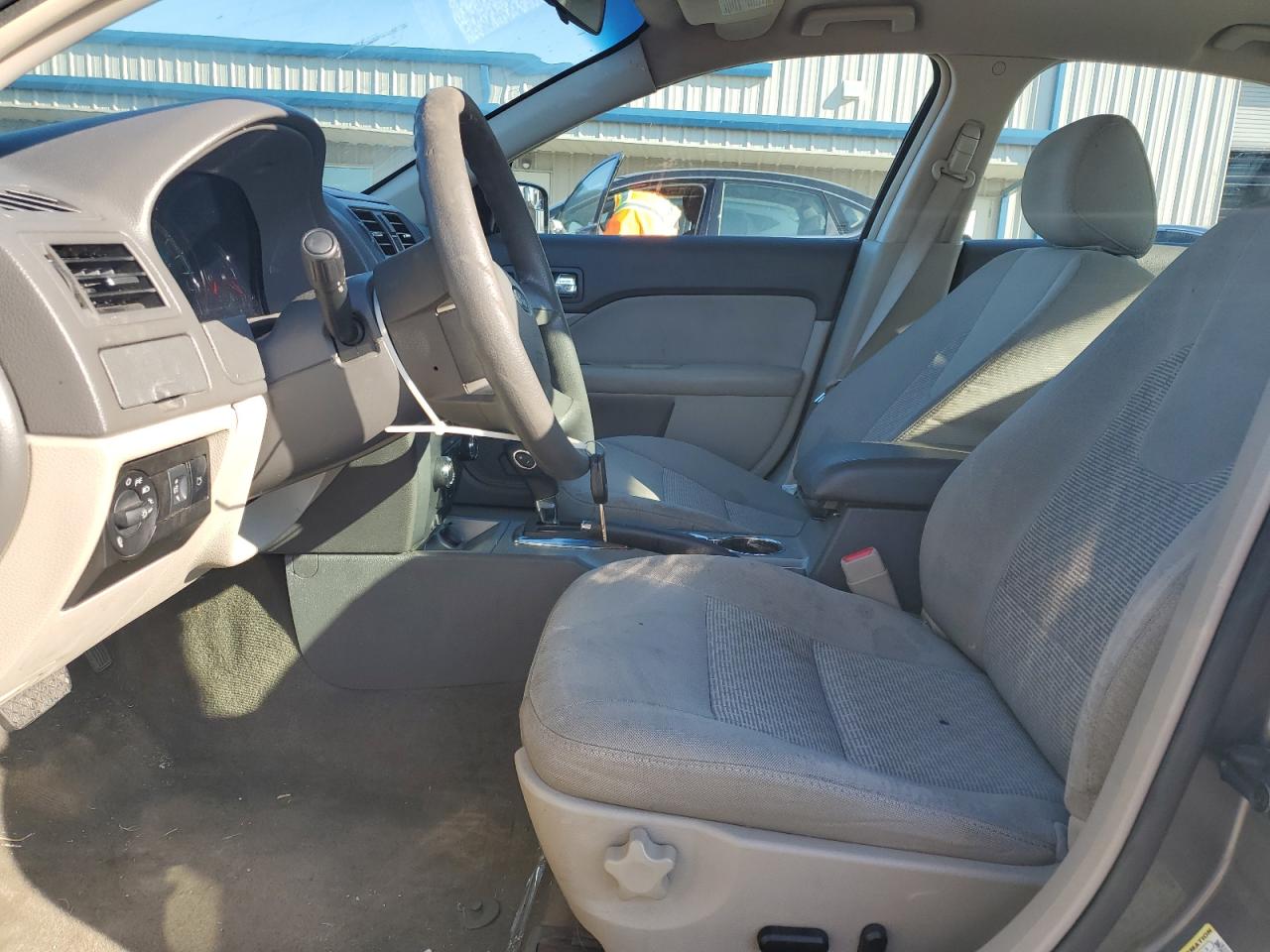 2011 Ford Fusion Se VIN: 3FAHP0HG4BR217608 Lot: 82090045