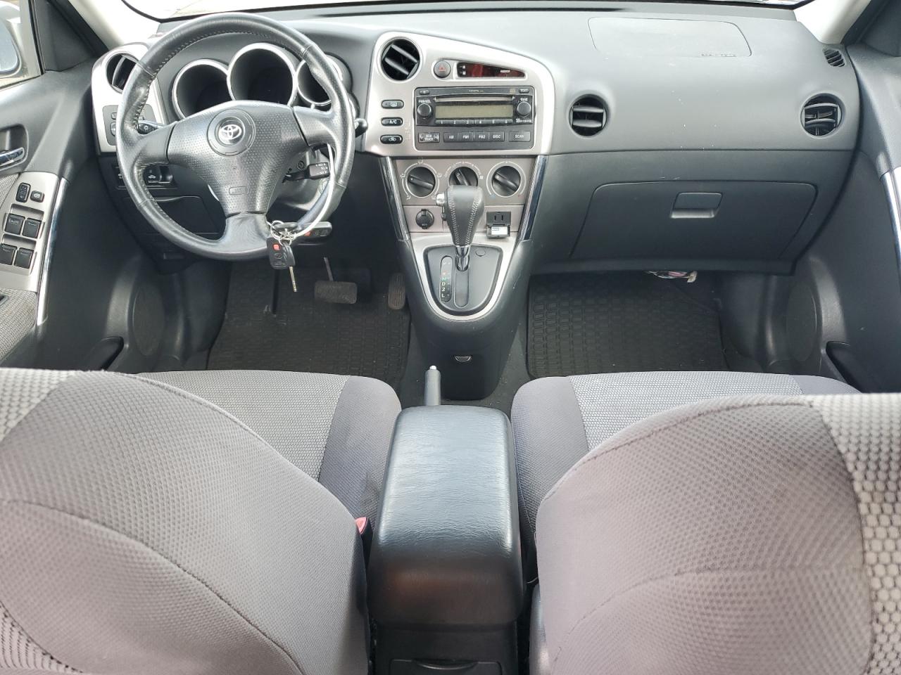 2005 Toyota Corolla Matrix Base VIN: 2T1LR30E75C487565 Lot: 81618145