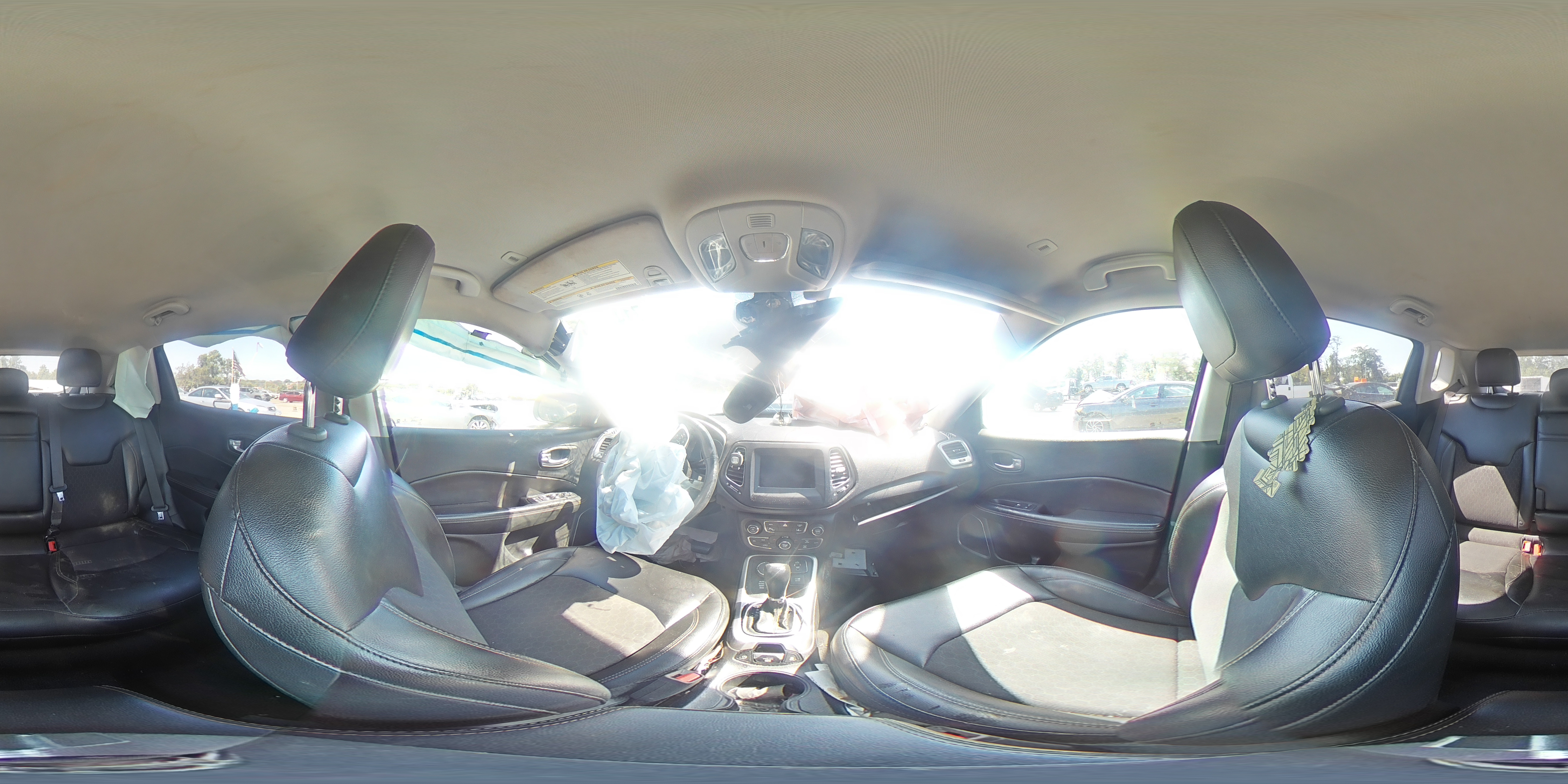 2018 Jeep Compass Latitude VIN: 3C4NJDBB8JT320762 Lot: 71402445