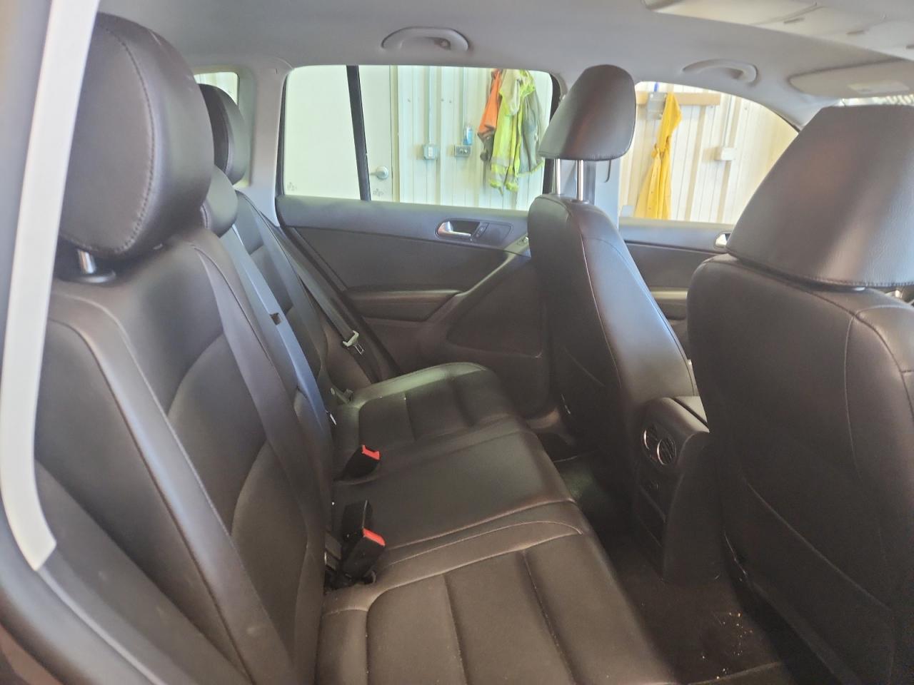 2013 Volkswagen Tiguan S VIN: WVGBV3AX7DW611617 Lot: 84189985