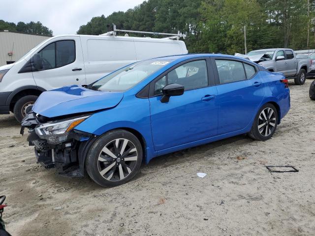  NISSAN VERSA 2022 Синий