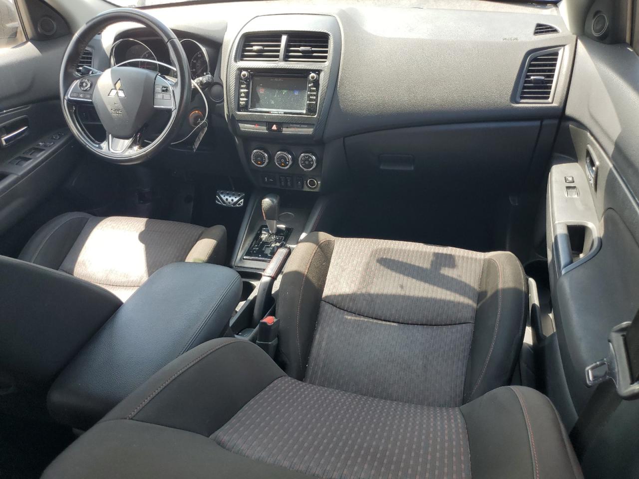 2018 Mitsubishi Outlander Sport Es VIN: JA4AP3AU3JZ024464 Lot: 81587405