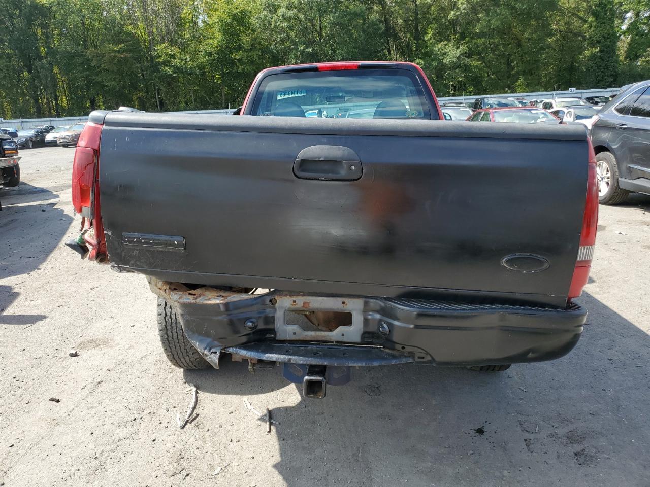 1998 Ford F250 VIN: 1FTPF276XWNA45638 Lot: 81140465