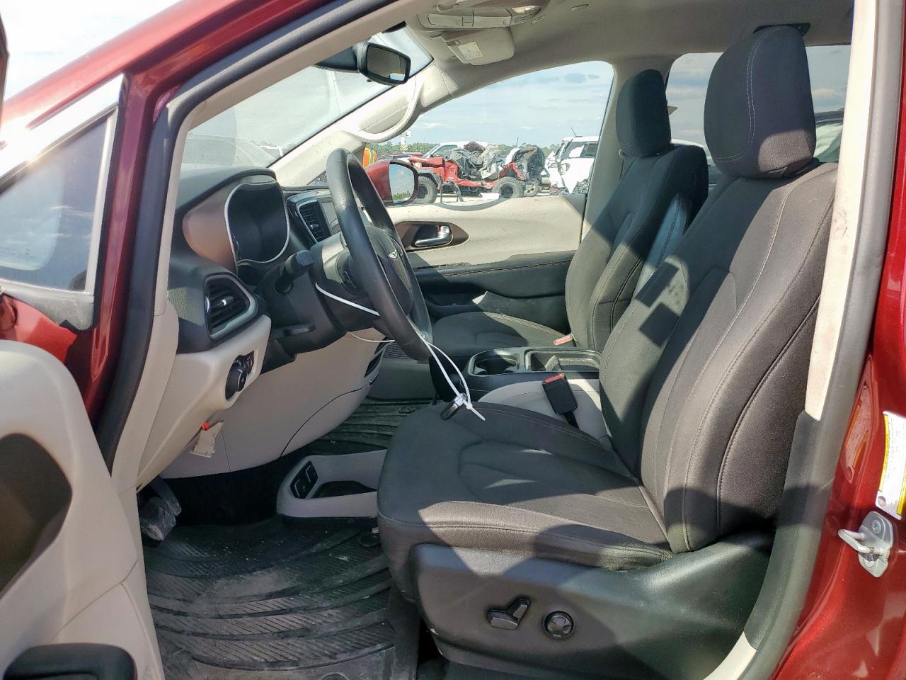 2018 Chrysler Pacifica Touring Plus VIN: 2C4RC1FG6JR212188 Lot: 84359605