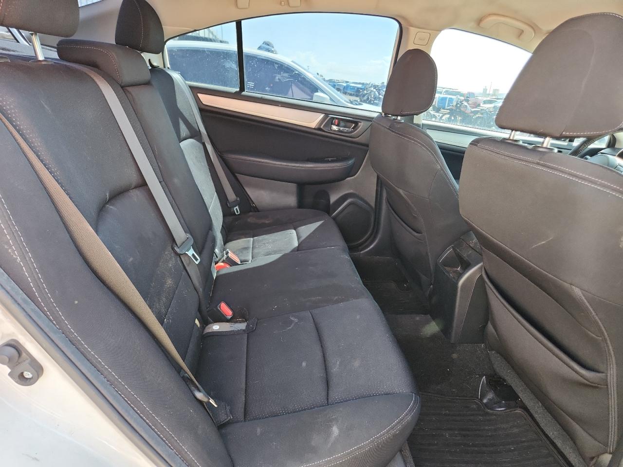 2015 Subaru Legacy 2.5I Premium VIN: 4S3BNBC6XF3013805 Lot: 71285365