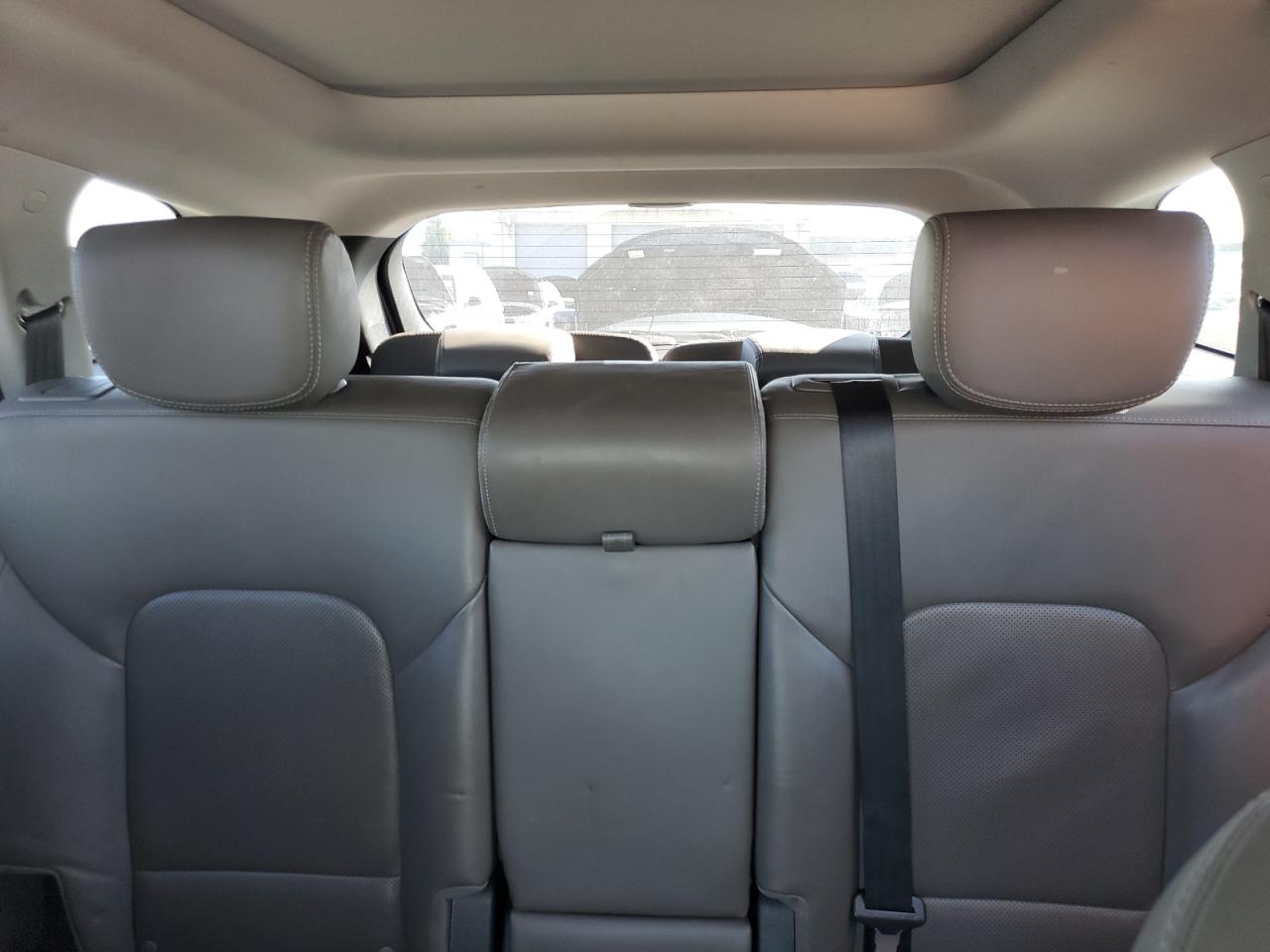 2017 Hyundai Santa Fe Se Ultimate VIN: KM8SR4HF5HU165766 Lot: 82032485