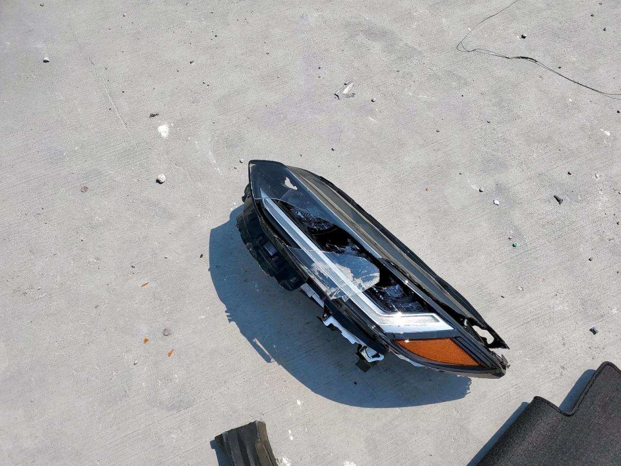 2024 Honda Hr-V Exl VIN: 3CZRZ1H74RM748355 Lot: 81688395