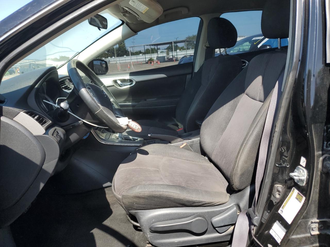 2015 Nissan Sentra S VIN: 3N1AB7APXFY223327 Lot: 84451005