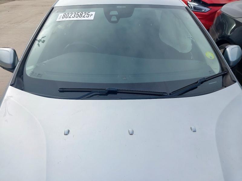 2013 VOLVO V40 D2 SE 5DR