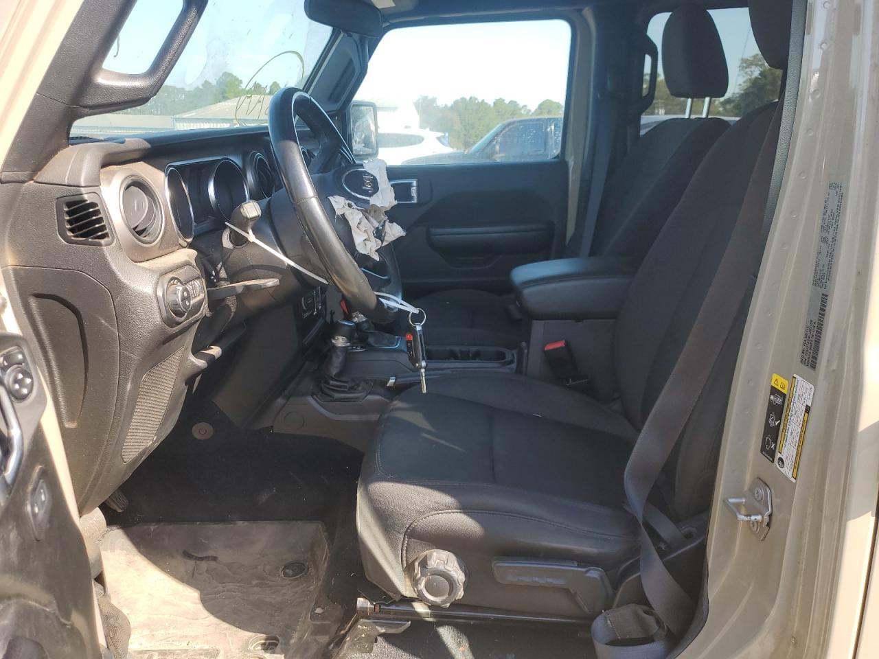 2020 Jeep Gladiator Sport VIN: 1C6JJTAG8LL207129 Lot: 80204585