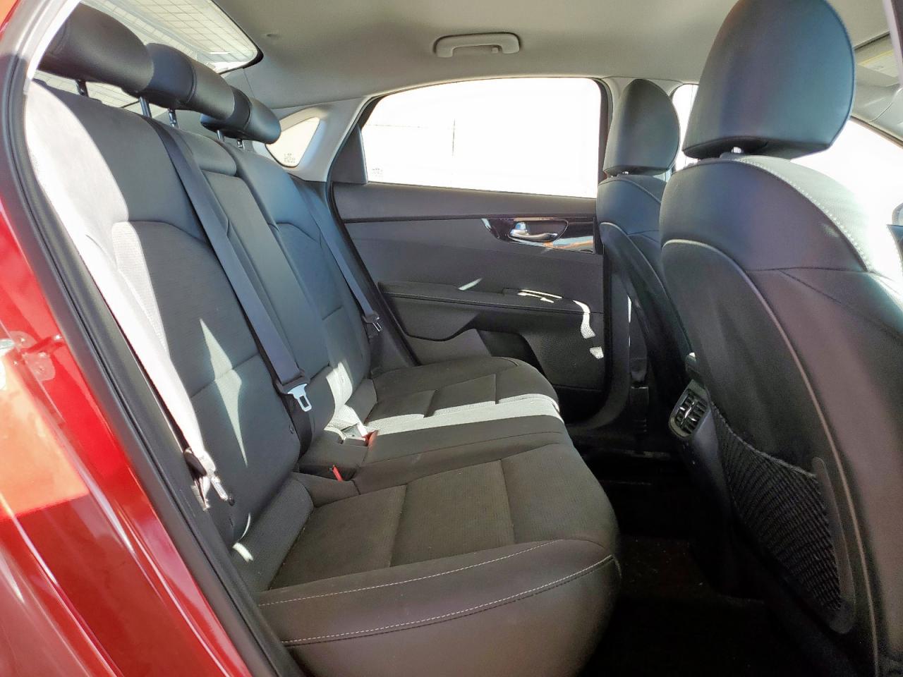 2019 Kia Forte Ex VIN: 3KPF54AD5KE114106 Lot: 80877545