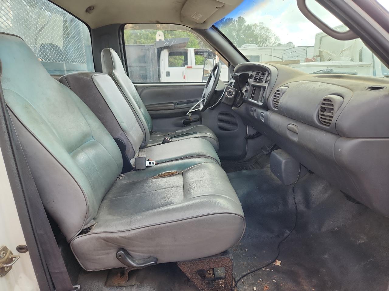 1998 Dodge Ram 3500 VIN: 3B6MC36DXWM200771 Lot: 81441745