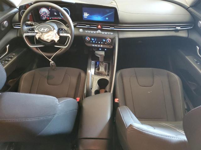  HYUNDAI ELANTRA 2024 Красный
