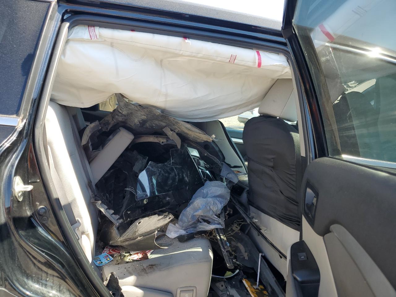 2019 Toyota Highlander Le VIN: 5TDBZRFH9KS728674 Lot: 81004475