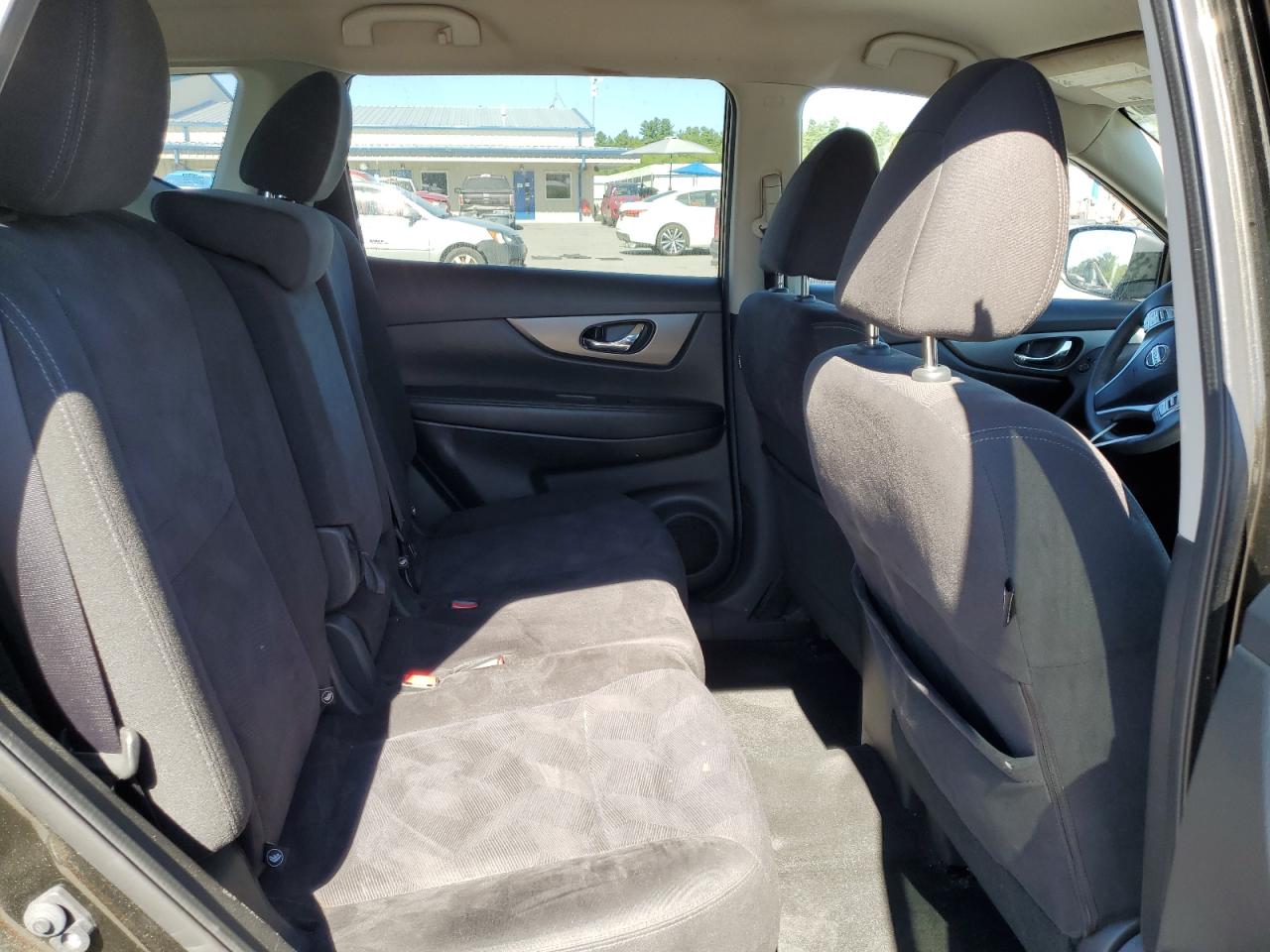 2015 Nissan Rogue S VIN: KNMAT2MV9FP532618 Lot: 80868145