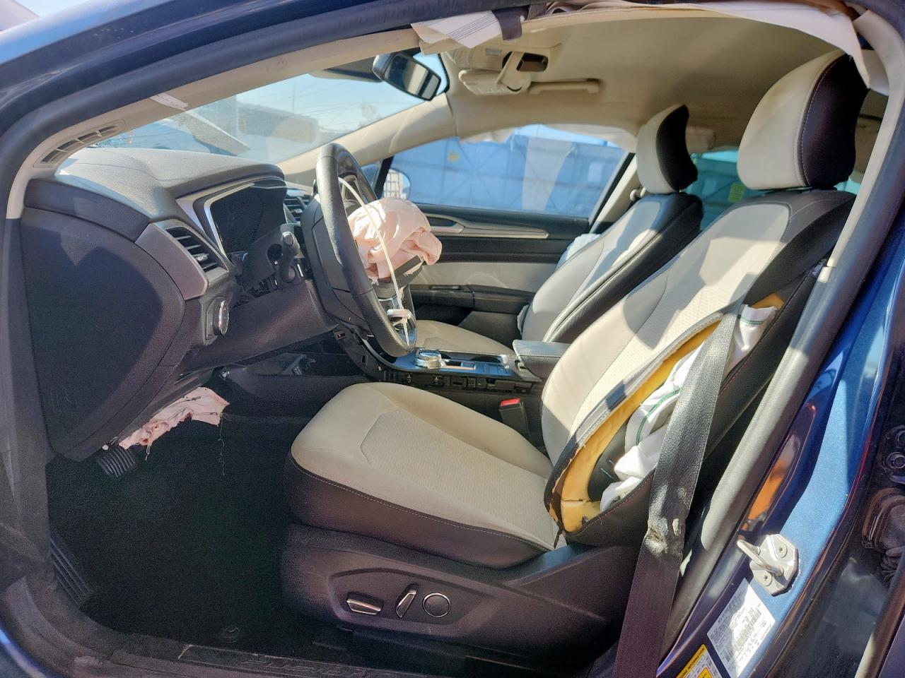 2019 Ford Fusion Se VIN: 3FA6P0HD6KR133139 Lot: 84000265