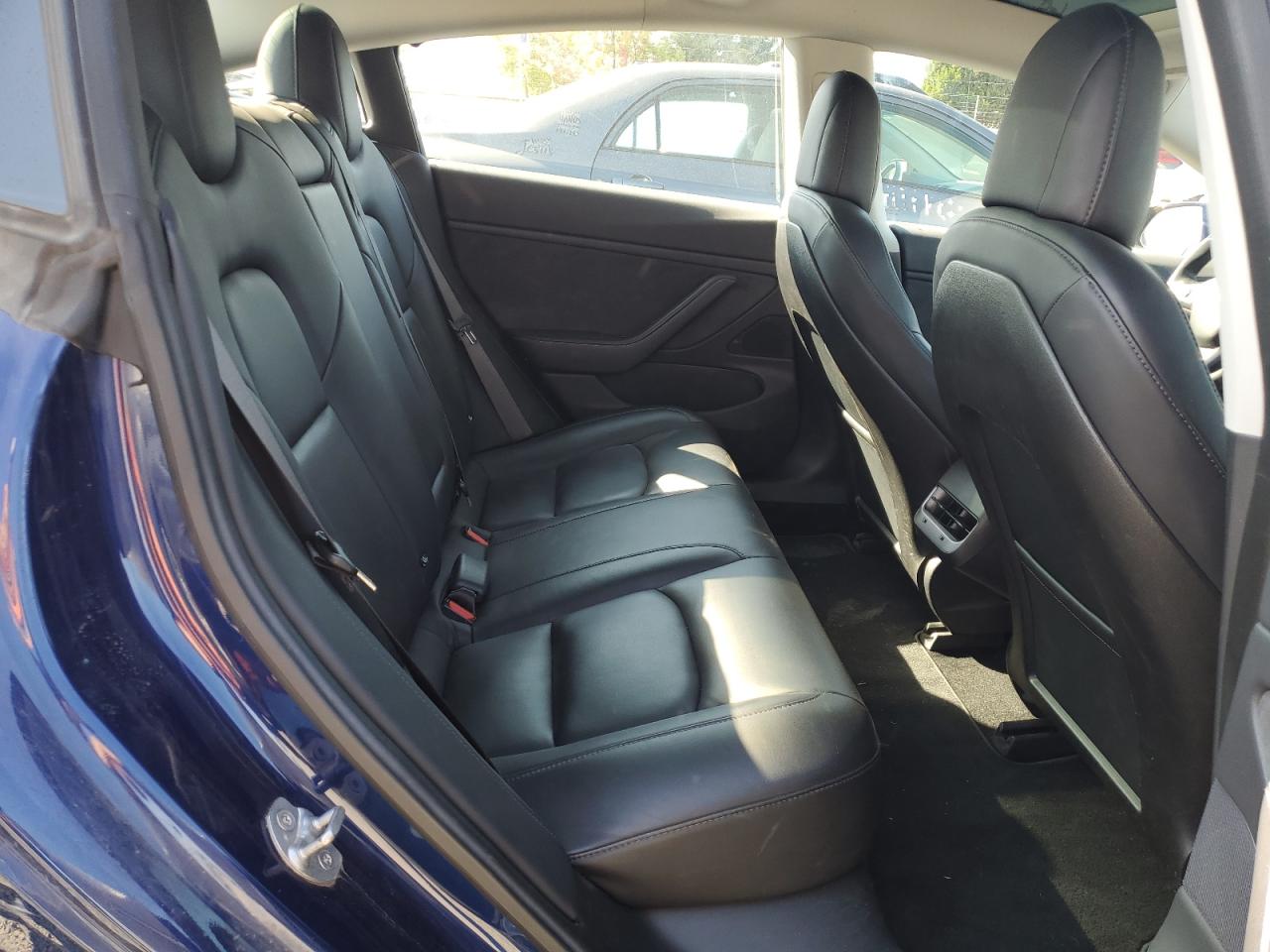 2018 Tesla Model 3 VIN: 5YJ3E1EA1JF046946 Lot: 82126365