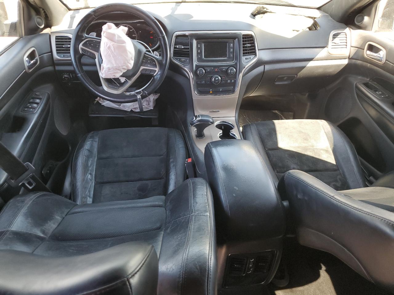 2015 Jeep Grand Cherokee Laredo VIN: 1C4RJFAG2FC111594 Lot: 71884335