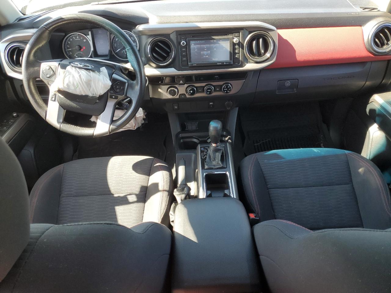 2017 Toyota Tacoma Access Cab VIN: 5TFSZ5AN2HX061472 Lot: 81734255