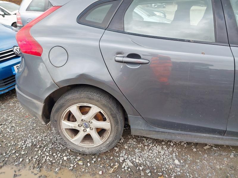 2013 VOLVO V40 CROSS COUNTRY SE D2 A D2 CROSS COUNTRY SE 5DR POWERSHIF