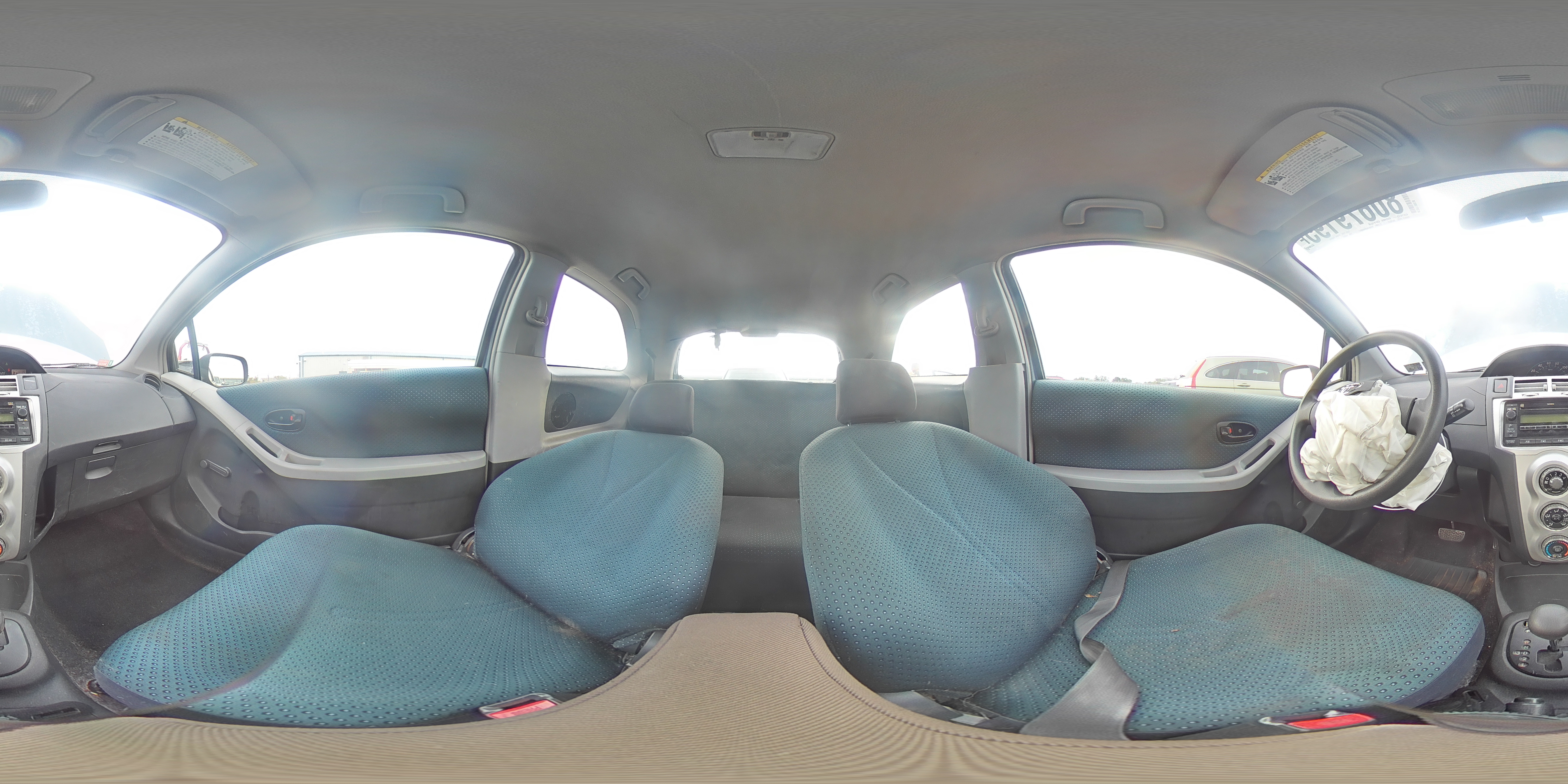 2008 Toyota Yaris VIN: JTDJT923985169469 Lot: 80679195