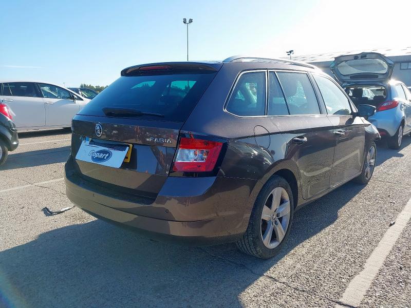2016 SKODA FABIA SE L TSI S-A 