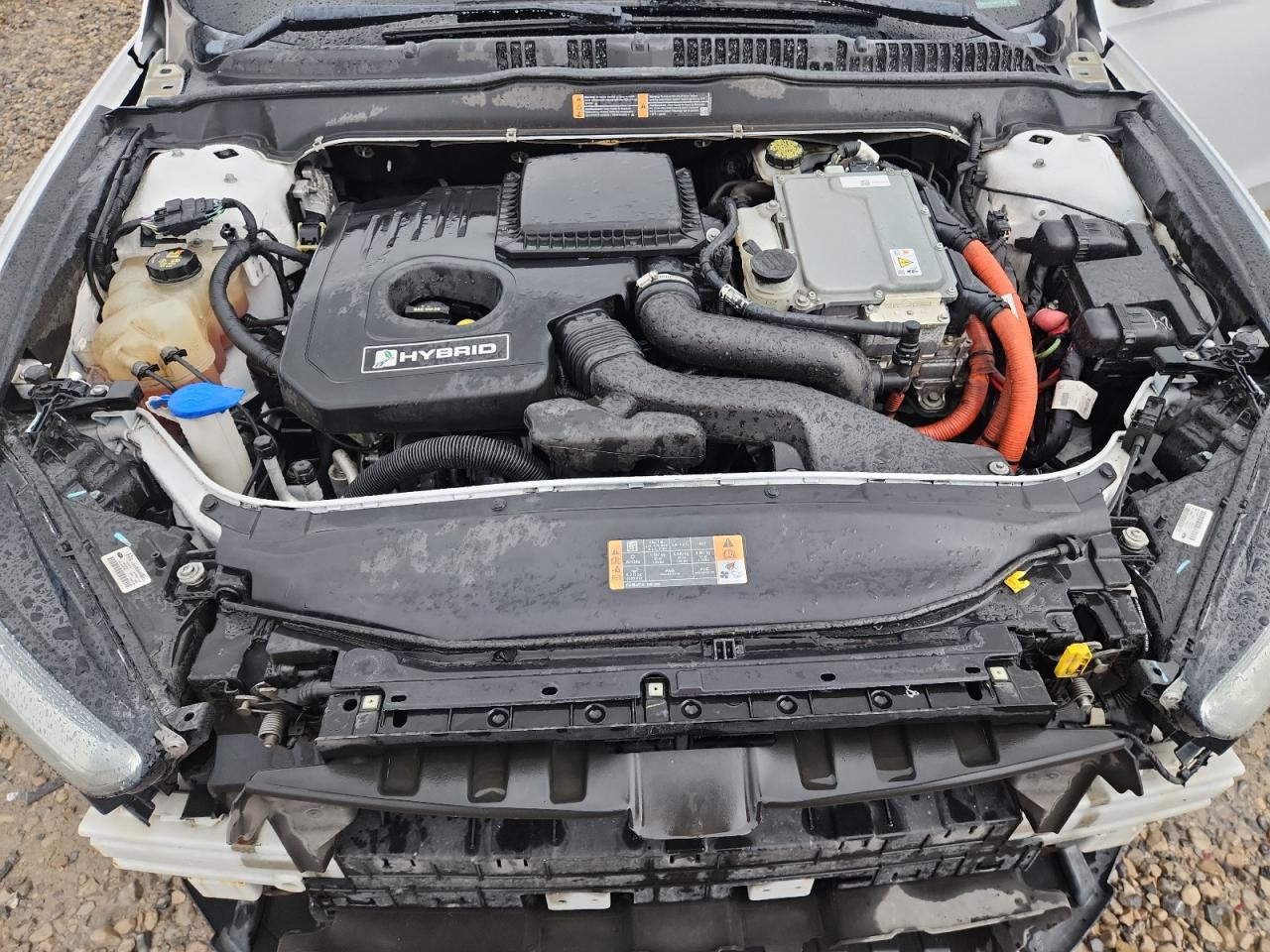 2014 Ford Fusion S Hybrid VIN: 3FA6P0UU9ER121769 Lot: 84650885