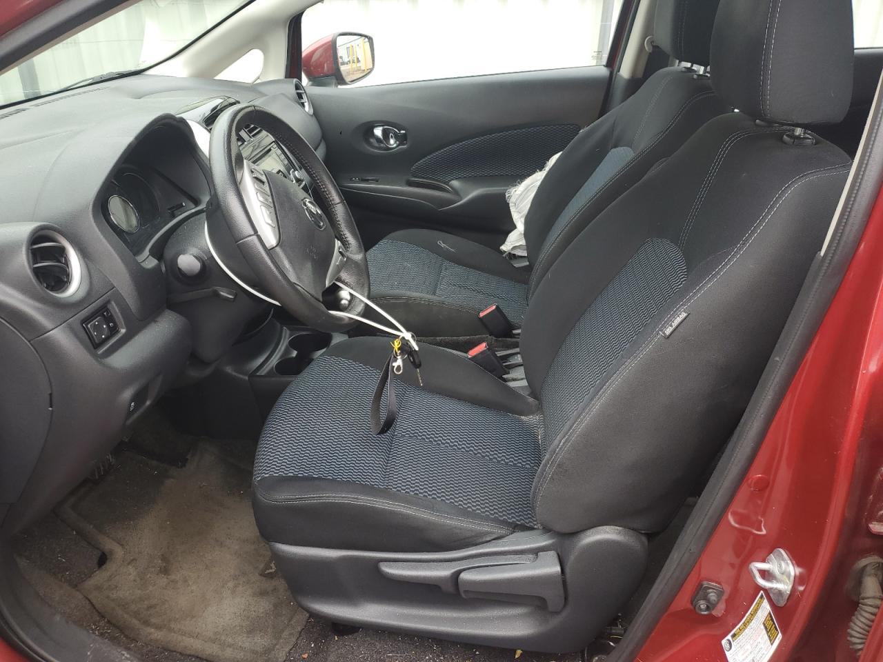 2016 Nissan Versa VIN: 3N1CE2CP2GL391039 Lot: 81057025