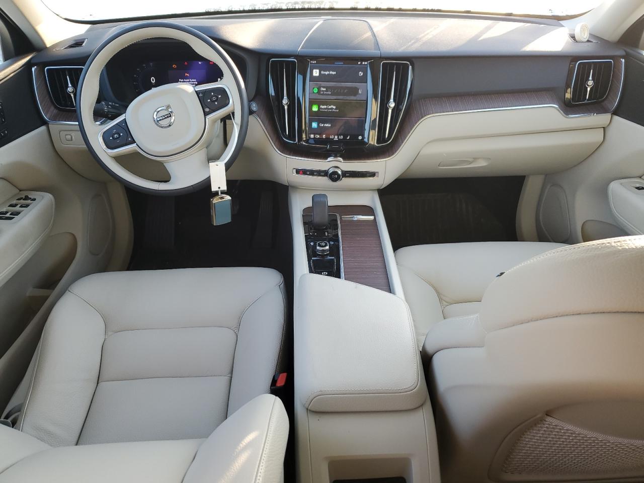 2022 Volvo Xc60 B5 Momentum VIN: YV4L12DK3N1962163 Lot: 80257145